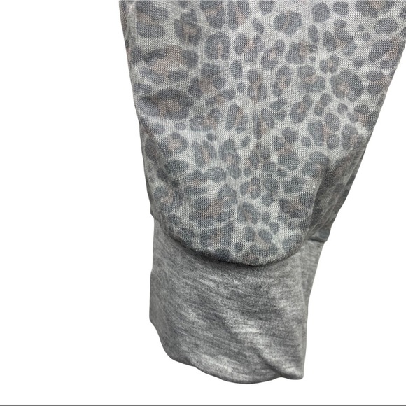 Women’s Gray Leopard Print Joggers with Pockets - Picture 3 of 7